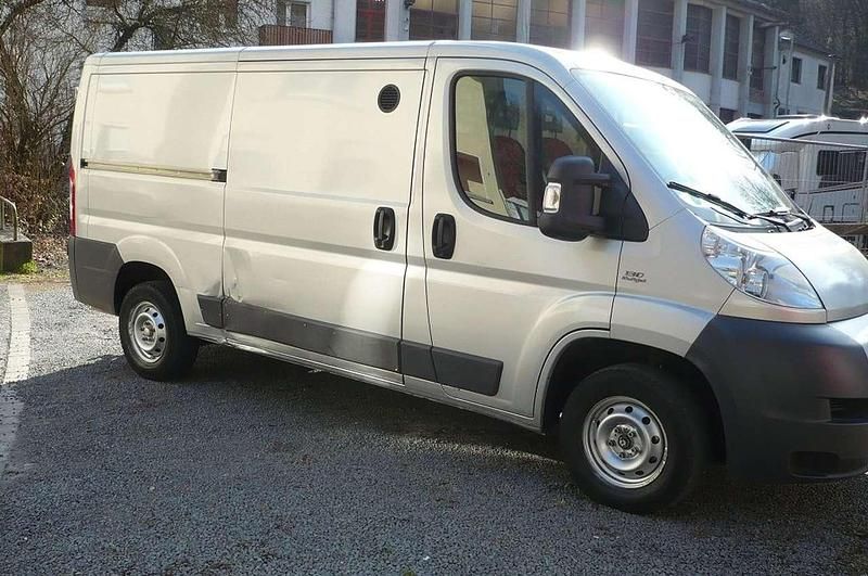 Gebraucht Fiat Ducato 131 PS (96 kW) 2014 Silber Van