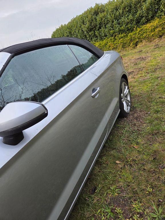 Gebraucht Audi A3 Cabriolet S-Line 179 PS (131 kW) 2015 Silber Cabrio