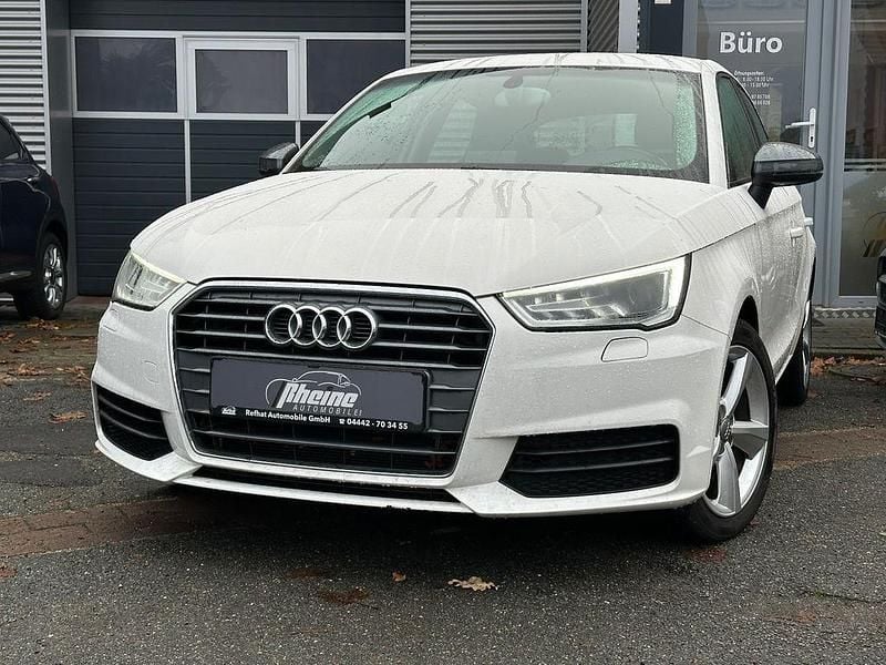 Weiß Gebraucht 2016 Audi A1 Sportback Design Kleinwagen | 10.500 € (Fairer Preis) - Bild 1/4