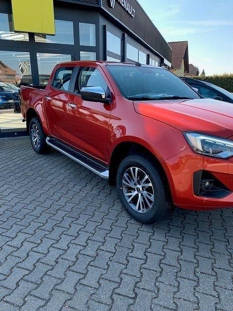 Neu Isuzu D-Max 163 PS (119 kW) 2026 Orange Pickup
