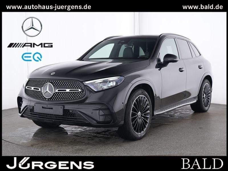 Obsidianschwarz metallic Gebraucht 2024 Mercedes GLC300 AMG SUV | 66.470 € (Teuer) - Bild 1/4