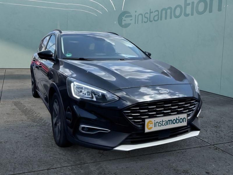 Gebraucht Ford Focus Active 155 PS (114 kW) 2021 Schwarz Kombi