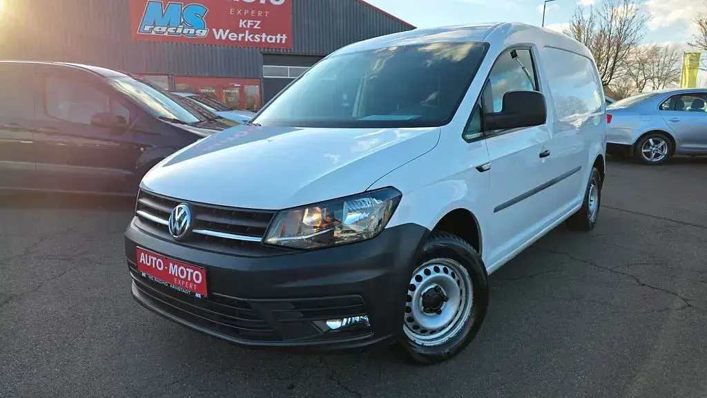 Gebraucht VW Caddy 102 PS (75 kW) 2017 Candyweiss Van / Kleinbus
