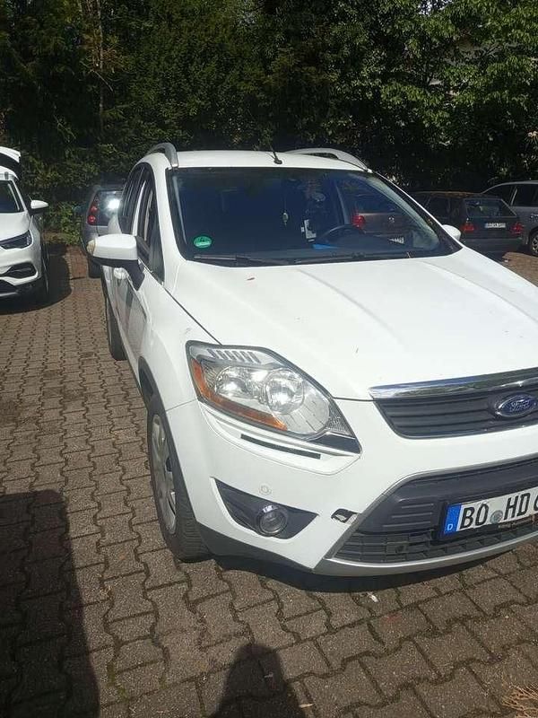 Gebraucht Ford Kuga Titanium 136 PS (100 kW) 2009 Weiß SUV