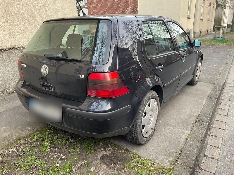 Gebraucht VW Golf IV 102 PS (75 kW) 2001 Schwarz Limousine