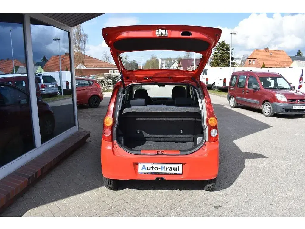 Gebraucht Daihatsu Cuore 69 PS (50 kW) 2010 Rot Kleinwagen
