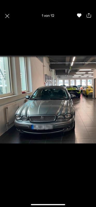 Silber Gebraucht 2004 Jaguar X-type Limousine | 4.999 € - Bild 1/4