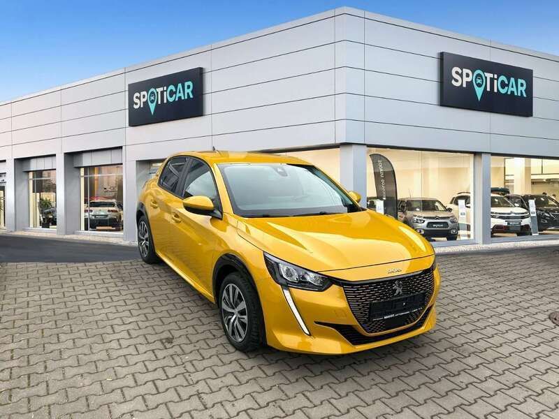 Gebraucht Peugeot e-208 Active 100 kW (136 PS) 2021 Faro gelb Kleinwagen