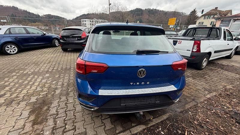 Gebraucht VW T-Roc Style 150 PS (110 kW) 2019 Blau SUV