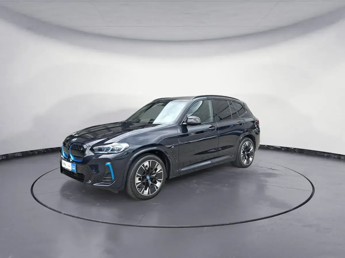 Gebraucht BMW iX3 Impressive 210 kW (286 PS) 2022 Schwarz SUV