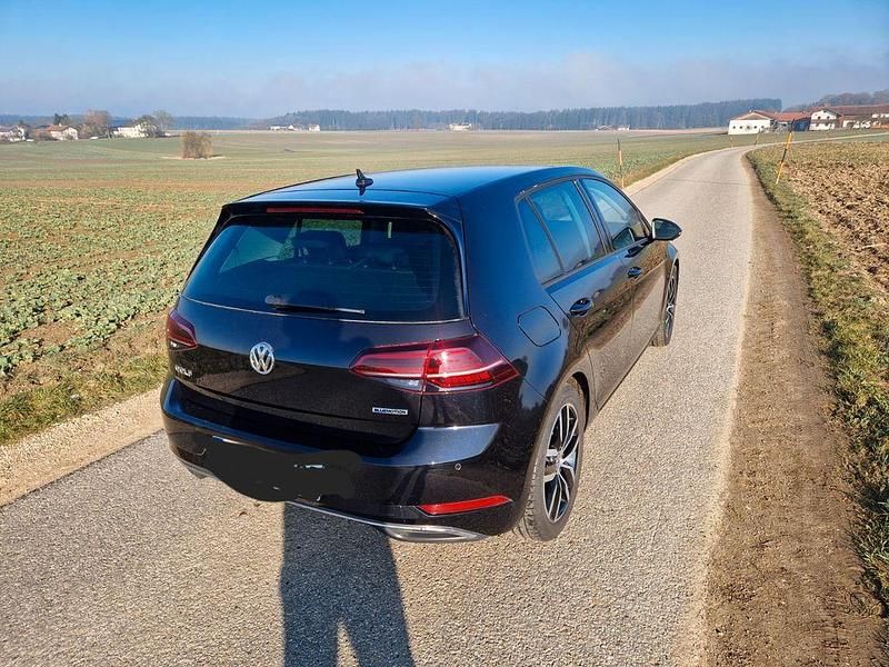 Gebraucht VW Golf VII Join 131 PS (96 kW) 2019 Schwarz Limousine