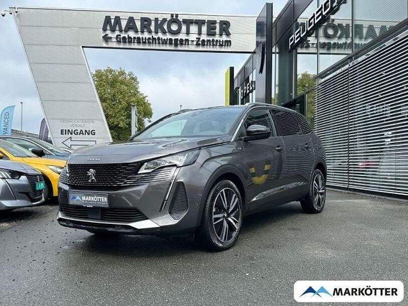 Grau Gebraucht 2023 Peugeot 5008 GT Van / Kleinbus | 28.950 € (Fairer Preis) - Bild 1/4