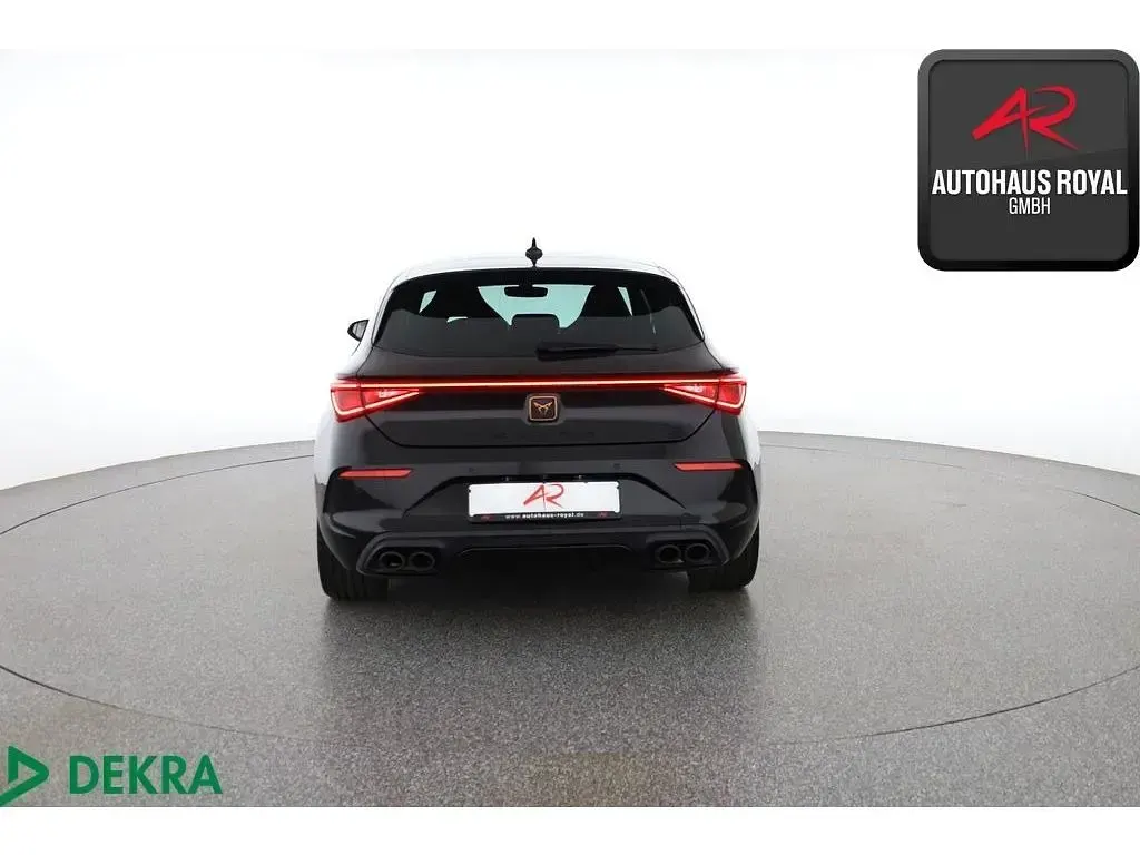 Gebraucht Cupra Leon 300 PS (220 kW) 2024 Schwarz (metallic) Limousine