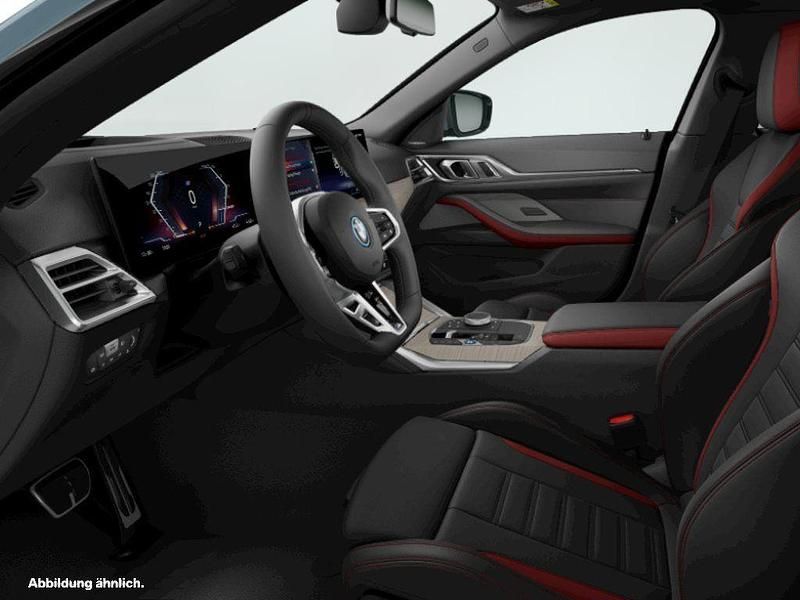 Cape york grün metallic Gebraucht 2025 BMW i4 Comfort Edition Limousine | 55.704 € (Fairer Preis) - Bild 1/2