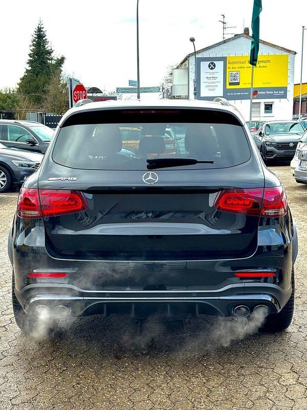 Gebraucht Mercedes GLC43 AMG AMG 390 PS (286 kW) 2022 Schwarz SUV