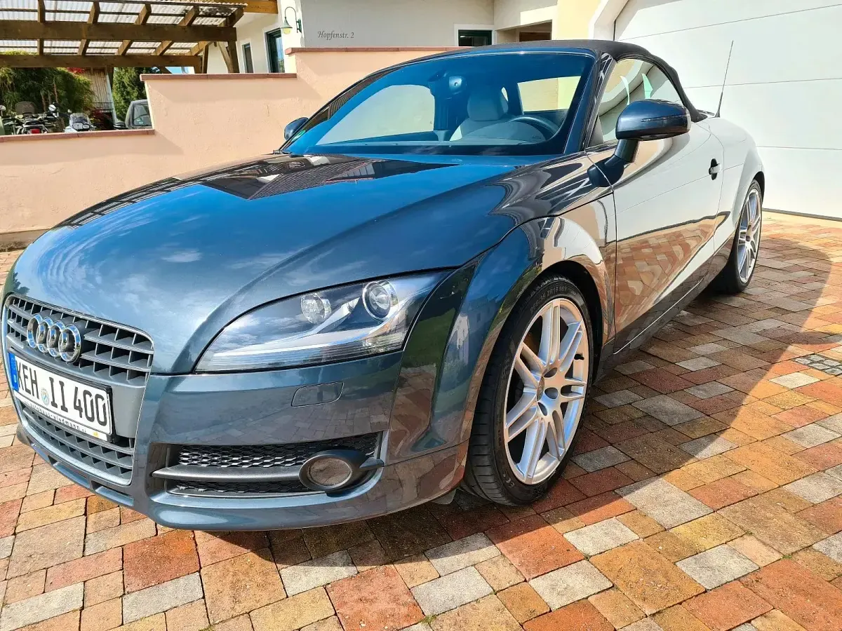 Gebraucht Audi TT Roadster 160 PS (117 kW) 2009 Grau Cabrio