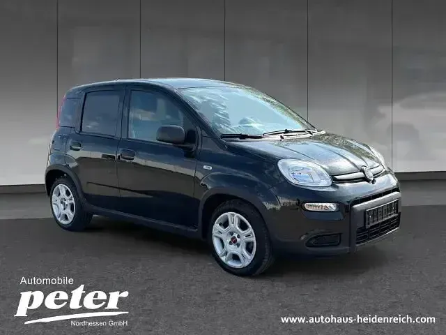 Gebraucht Fiat Panda 69 PS (50 kW) 2023 Cinema schwarz Kleinwagen