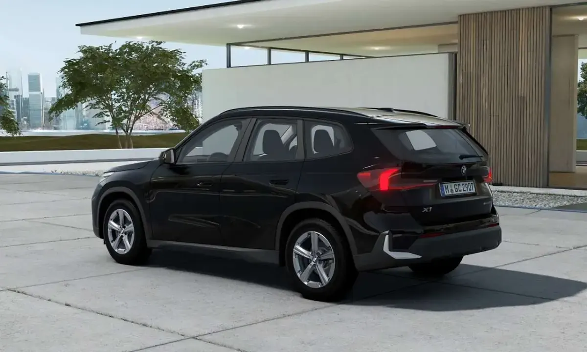 Neu BMW X1 218 PS (160 kW) 2026 Schwarz uni SUV
