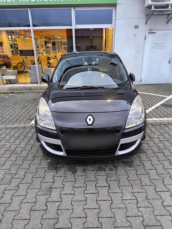 Gebraucht Renault Mégane III 132 PS (97 kW) 2010 Schwarz Kleinwagen