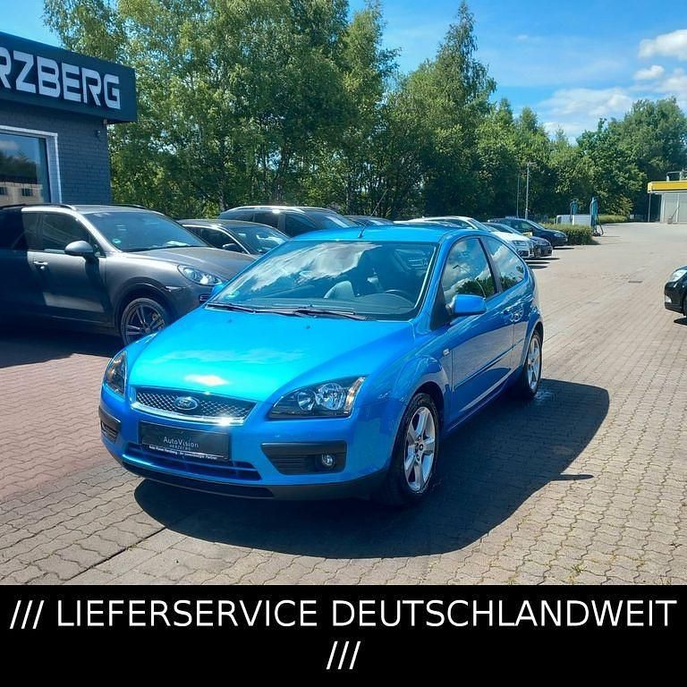 Gebraucht Ford Focus Titanium 116 PS (85 kW) 2005 Blau Limousine
