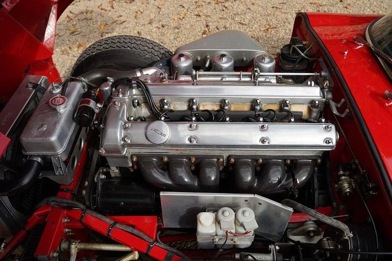 Usata Jaguar E-Type 1963 Rosso Coupé