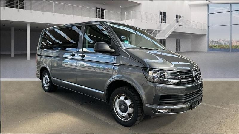 Indiumgrau metallic Gebraucht 2016 VW T6 Van | 26.950 € (Superpreis) - Bild 1/4