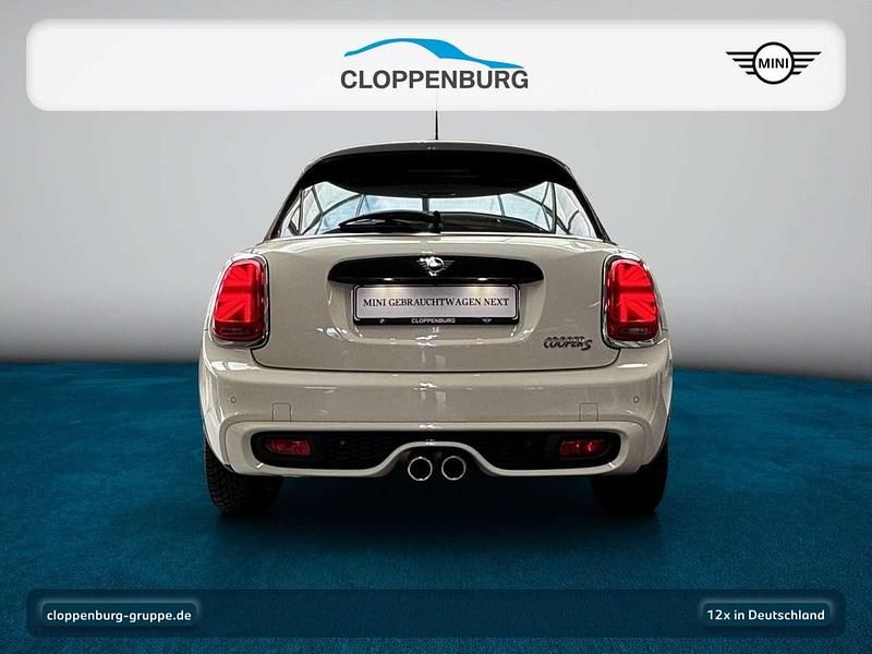Gebraucht Mini Cooper S Chili 178 PS (130 kW) 2021 Pepper white Kleinwagen