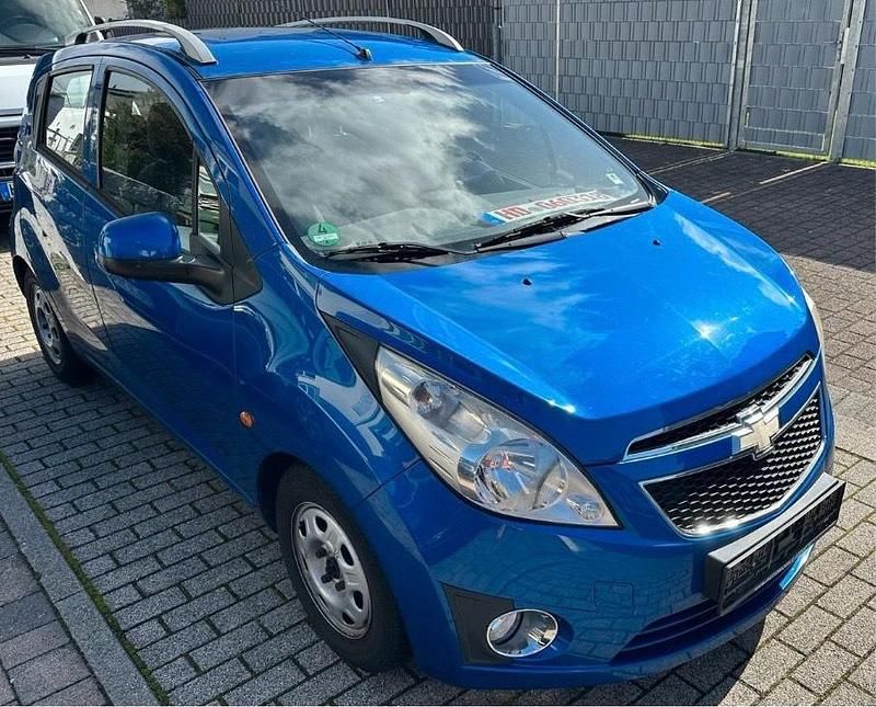 Blau Gebraucht 2010 Chevrolet Spark Kleinwagen | 3.000 € (Fairer Preis) - Bild 1/4