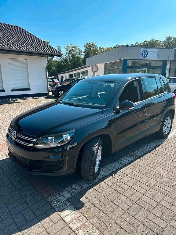 Schwarz Gebraucht 2014 VW Tiguan SUV | 9.499 € (Fairer Preis) - Bild 1/4