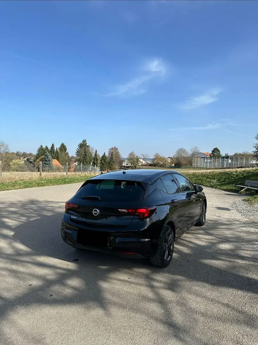 Gebraucht Opel Astra Design Edition 145 PS (106 kW) 2021 Schwarz Limousine