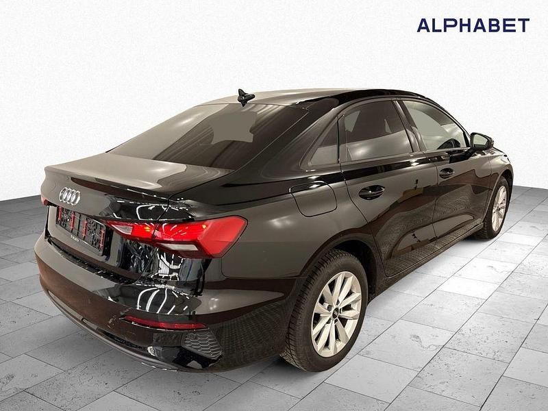 Gebraucht Audi A3 Basis 116 PS (85 kW) 2023 Mythosschwarz Limousine