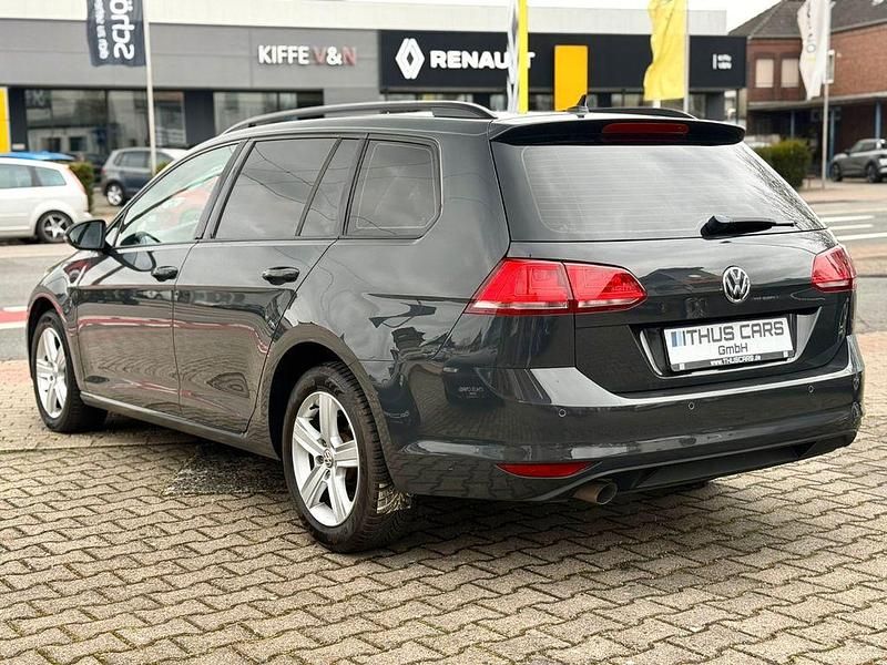 Gebraucht VW Golf Trendline 110 PS (80 kW) 2016 Grau Kombi