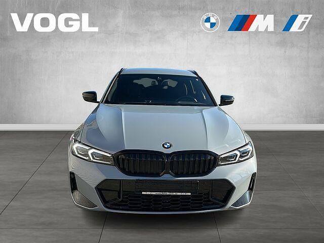 Gebraucht BMW 330 Shadowline 245 PS (180 kW) 2024 M brooklyn grau metallic Kombi