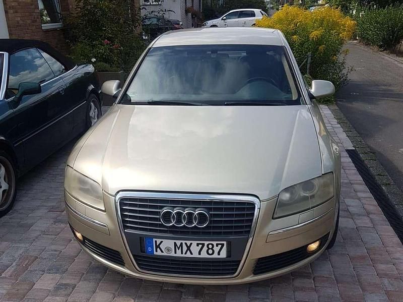 Gold Gebraucht 2005 Audi A8 Limousine | 6.100 € (Fairer Preis) - Bild 1/4