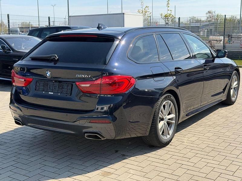 Gebraucht BMW 520 M Sport 190 PS (139 kW) 2020 Schwarz Limousine