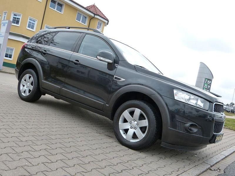 Gebraucht Chevrolet Captiva LS 163 PS (119 kW) 2013 Schwarz SUV