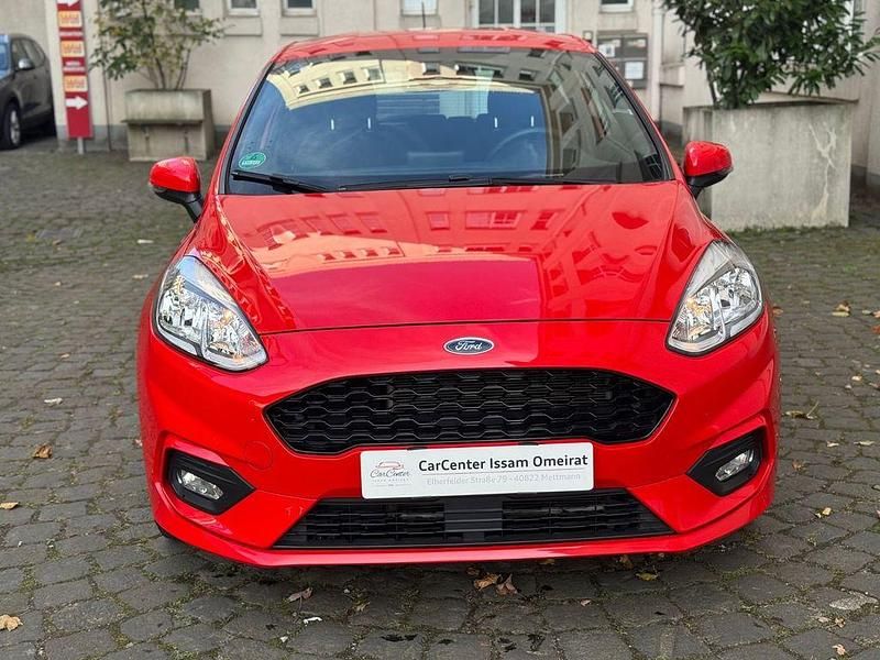 Rot Gebraucht 2019 Ford Fiesta ST-Line Kleinwagen | 12.750 € (Fairer Preis) - Bild 1/4