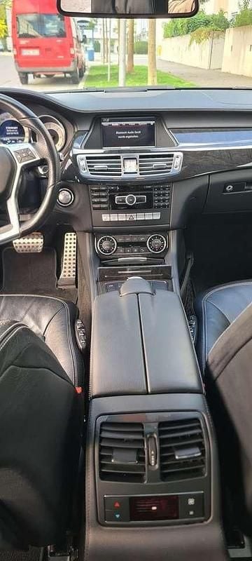 Schwarz Gebraucht 2013 Mercedes CLS350 Coupé | 21.000 € (Teuer) - Bild 1/4