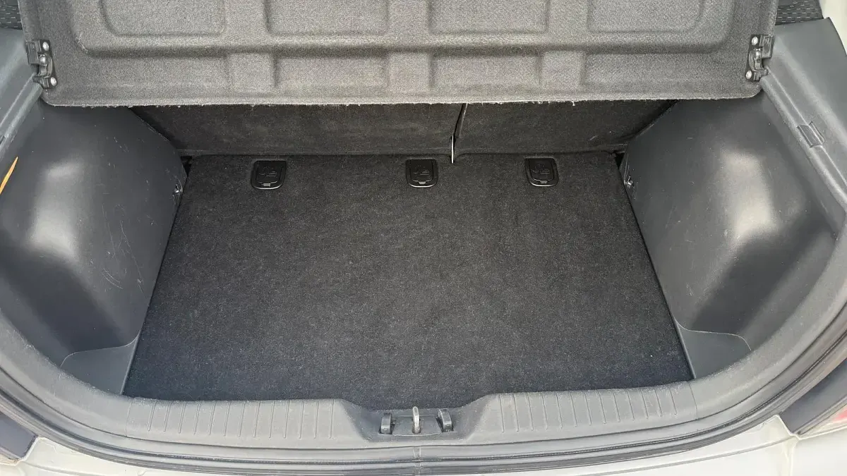 Gebraucht Hyundai Accent 97 PS (71 kW) 2007 Silber Limousine