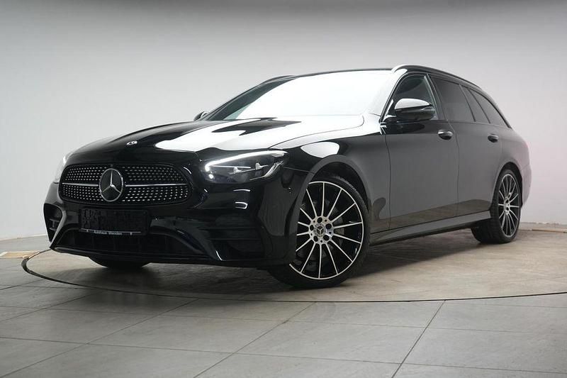 Gebraucht Mercedes E220 AMG 200 PS (147 kW) 2022 Schwarz Limousine