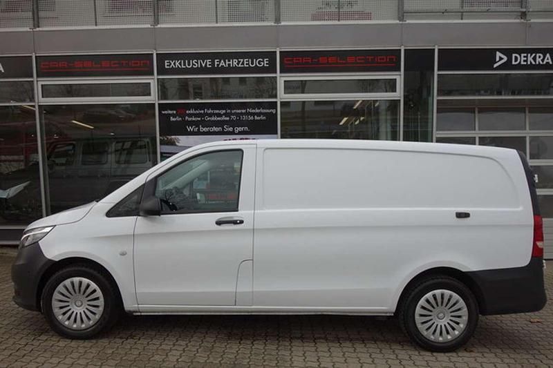 Gebraucht Mercedes Vito 190 PS (139 kW) 2023 Weiß Van