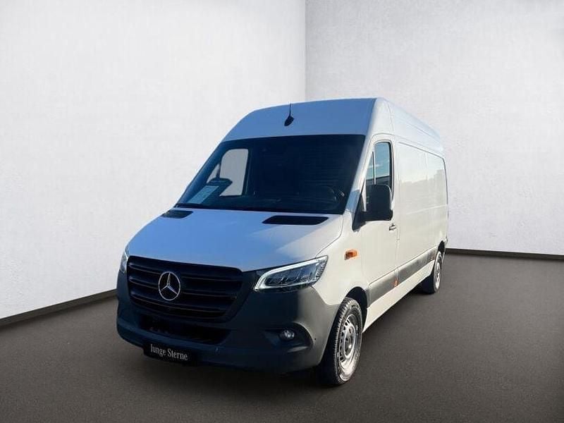 Gebraucht Mercedes Sprinter 150 PS (110 kW) 2024 Arktikweiß Van