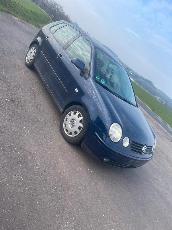 Gebraucht VW Polo 2002 Blau Limousine