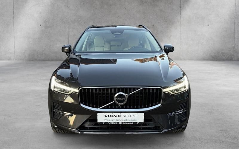 Gebraucht Volvo XC60 Momentum 197 PS (144 kW) 2022 Grau SUV