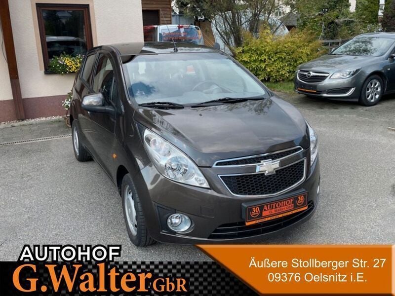 Gebraucht Chevrolet Spark LS 68 PS (50 kW) 2011 Coconut champagne met Kleinwagen