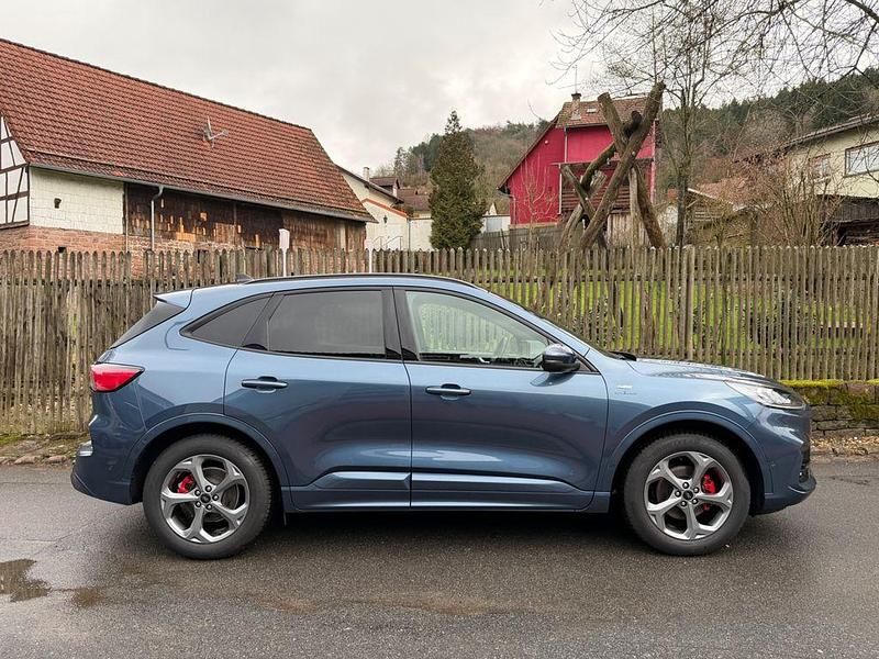 Gebraucht Ford Kuga ST-Line X 190 PS (139 kW) 2020 Blau SUV