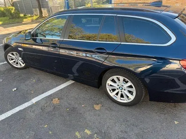 Gebraucht BMW 525 204 PS (150 kW) 2011 Blau Limousine
