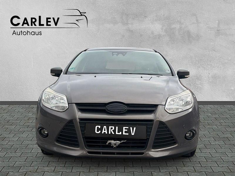 Gebraucht Ford Focus 125 PS (91 kW) 2014 Brisbane braun (met.) Kombi