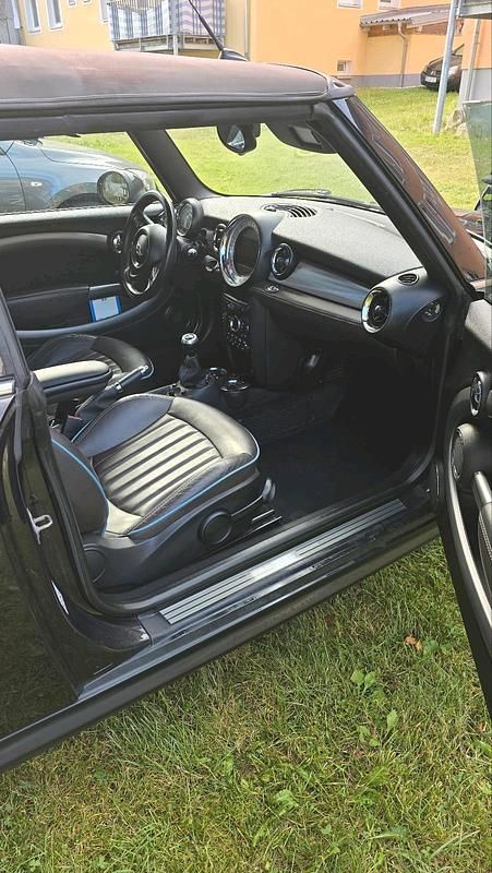 Gebraucht Mini Cooper S Cabriolet 184 PS (135 kW) 2012 Braun Cabrio