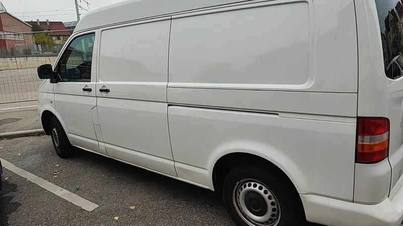 Weiß Gebraucht 2008 VW T5 Van | 6.500 € - Bild 1/3